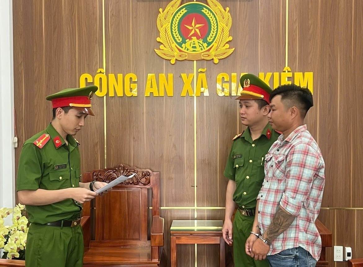 Bắt đối tượng lừa đảo bằng thủ đoạn nhận tìm gà bị mất ở Đồng Nai