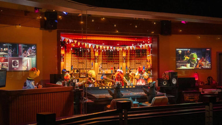Disney's new Muppet coaster features nostalgic cameos and chaotic ...