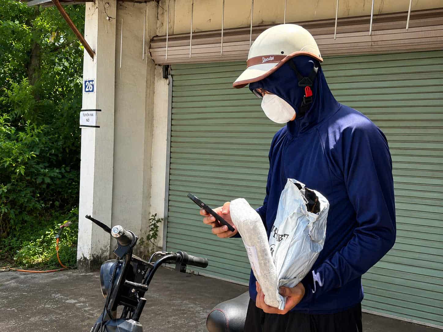 Lao động tự do mong nắng nóng sớm chấm dứt để bớt nhọc nhằn mưu sinh