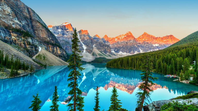 Canada's 7 most breathtaking lakes to visit in the Rocky Mountains