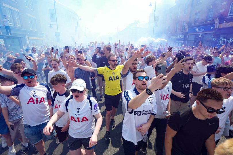 Tottenham Hotspur fans pack streets ahead of fight for Premier League ...