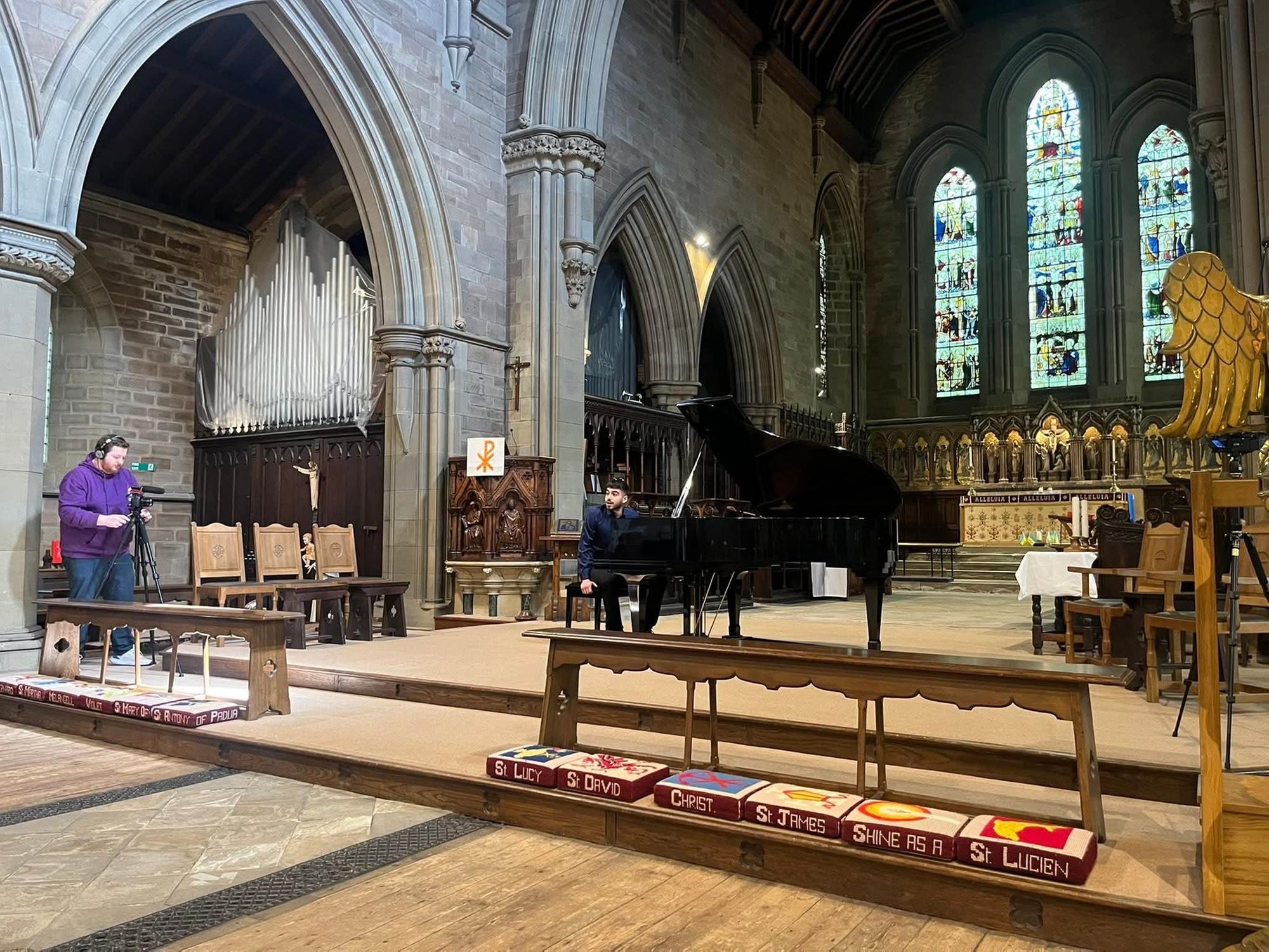 Piano walk: Hundreds pack into unique Mirfield venues for extraordinary ...