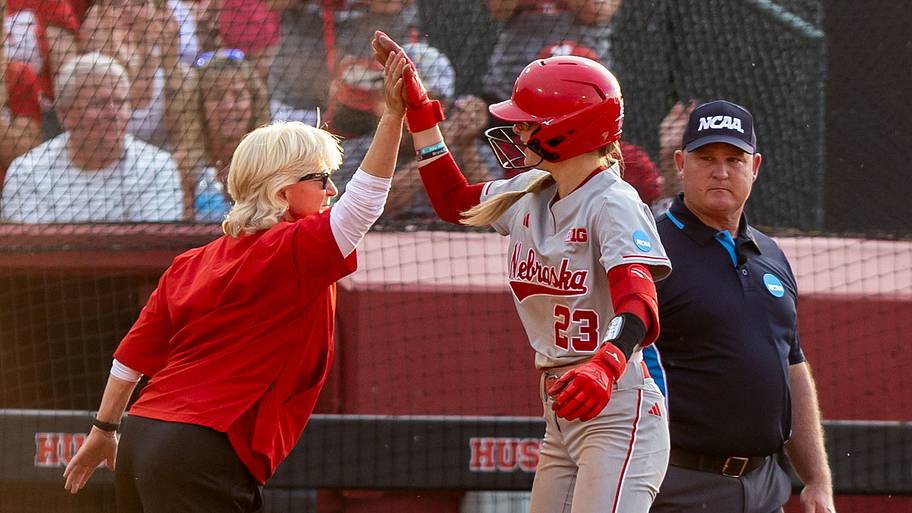 Nebraska's super regional sweep shows a team ready for Oklahoma City