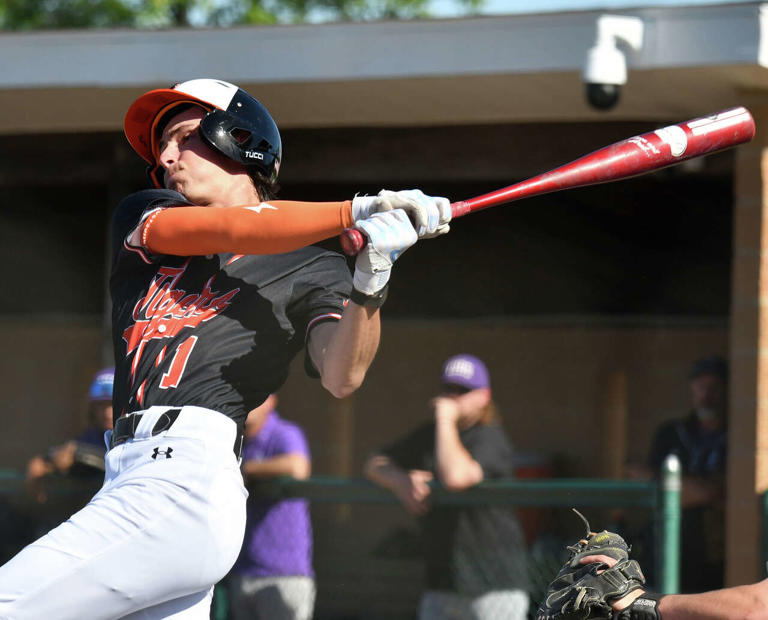 Edwardsville rallies past Springfield after Triad home baseball loss