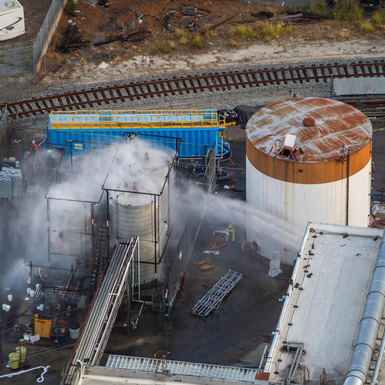 Crews working California chemical leak in Orange County to conduct all ...