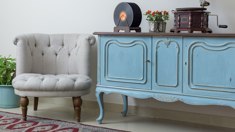 12 antique trends that are taking over in 2026