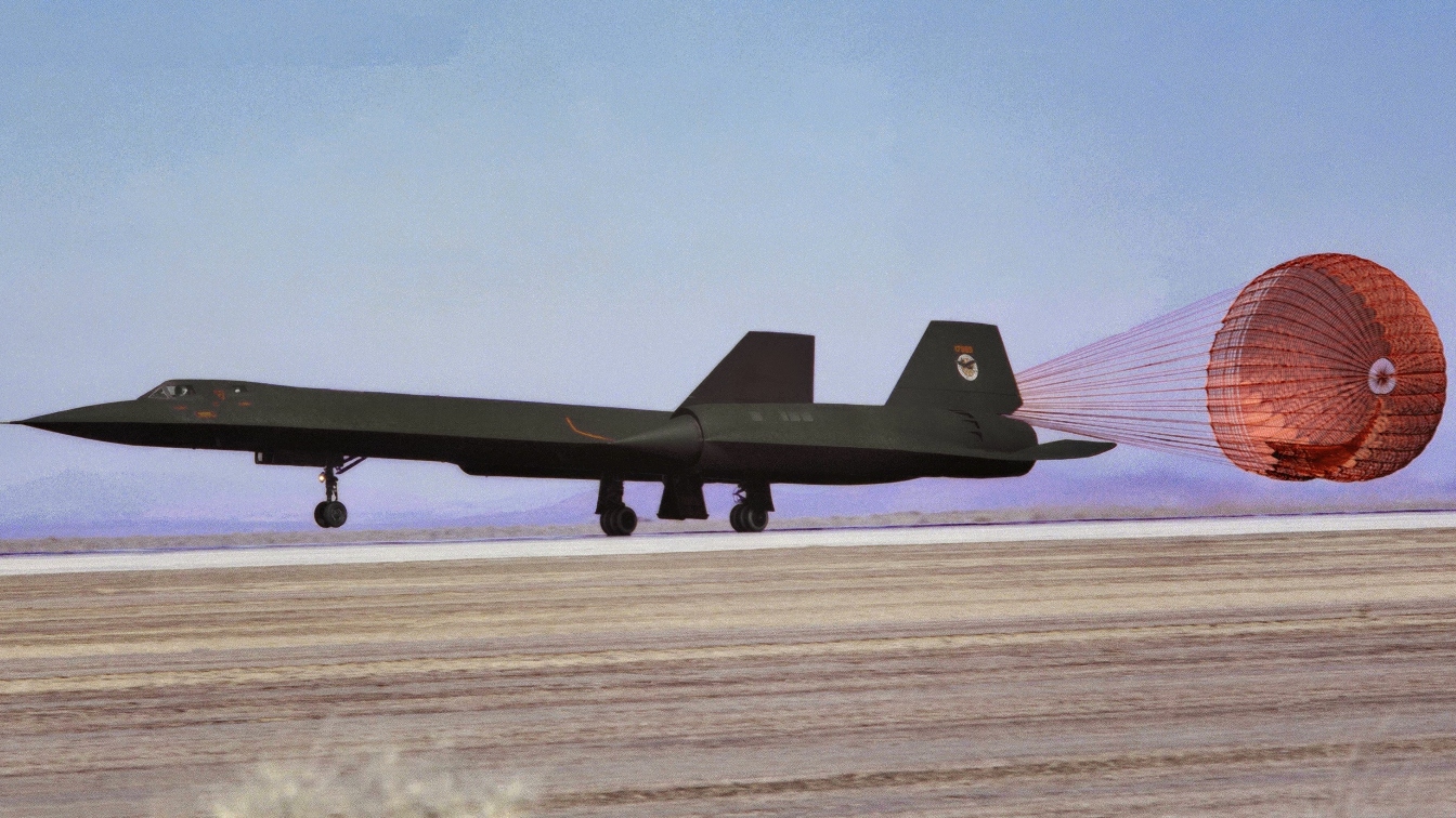 The SR-71 Blackbird literally disintegrated around its crew at Mach 3.2 ...
