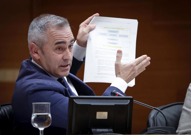 Barrachina reprocha a Arcadi España que se dedique a defender a ...