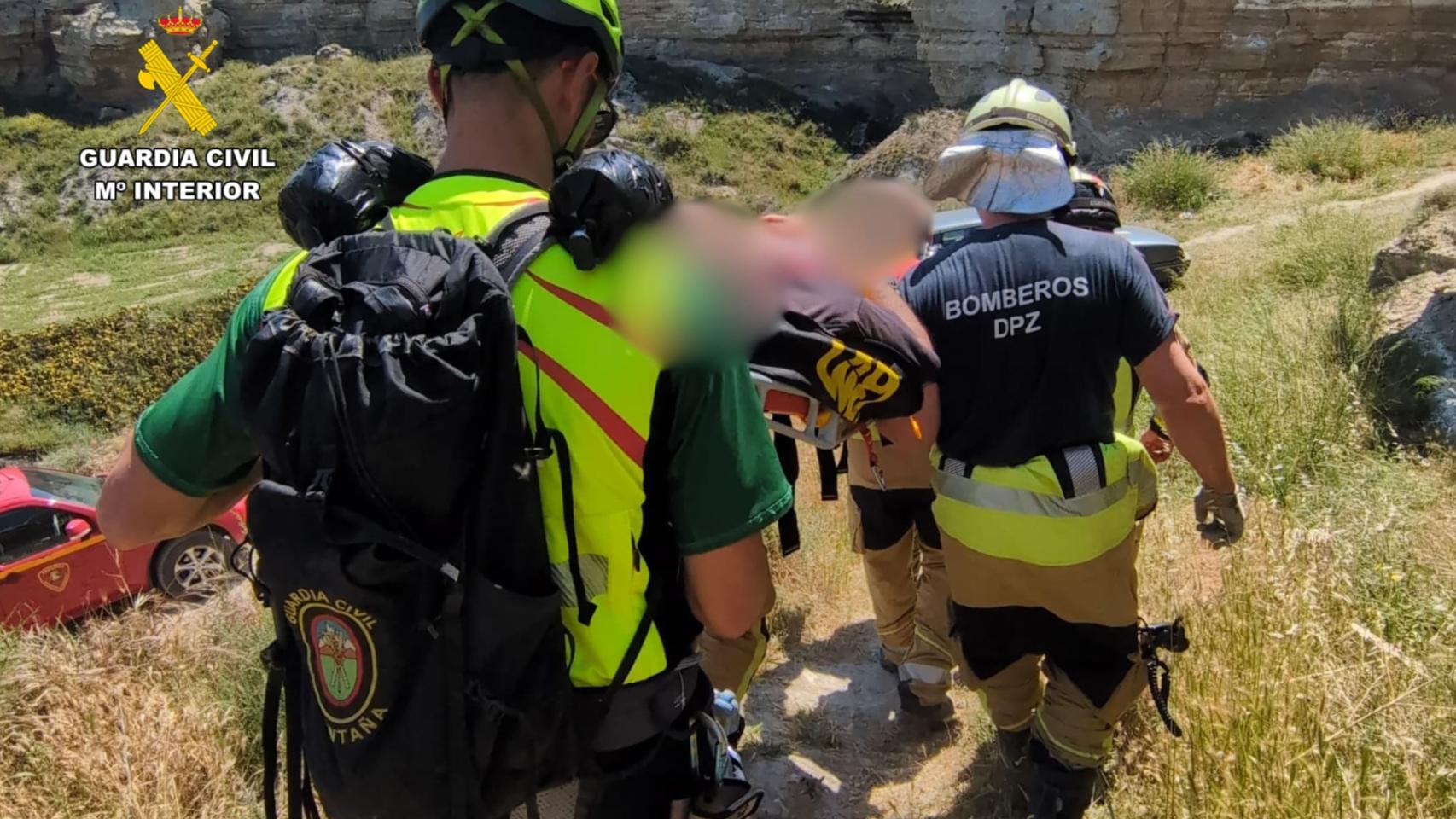 Rescatan a un hombre de 53 años tras resbalarse en una excursión en ...