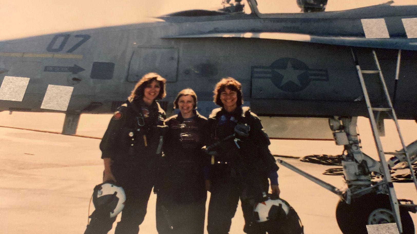 Shults teve de suportar várias rejeições antes de conseguir assumir o comando de um avião de caça