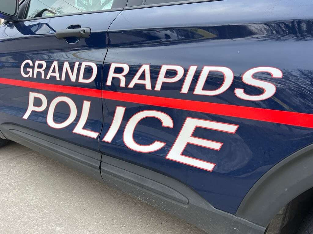 Man killed in Grand Rapids shooting on South Division Avenue