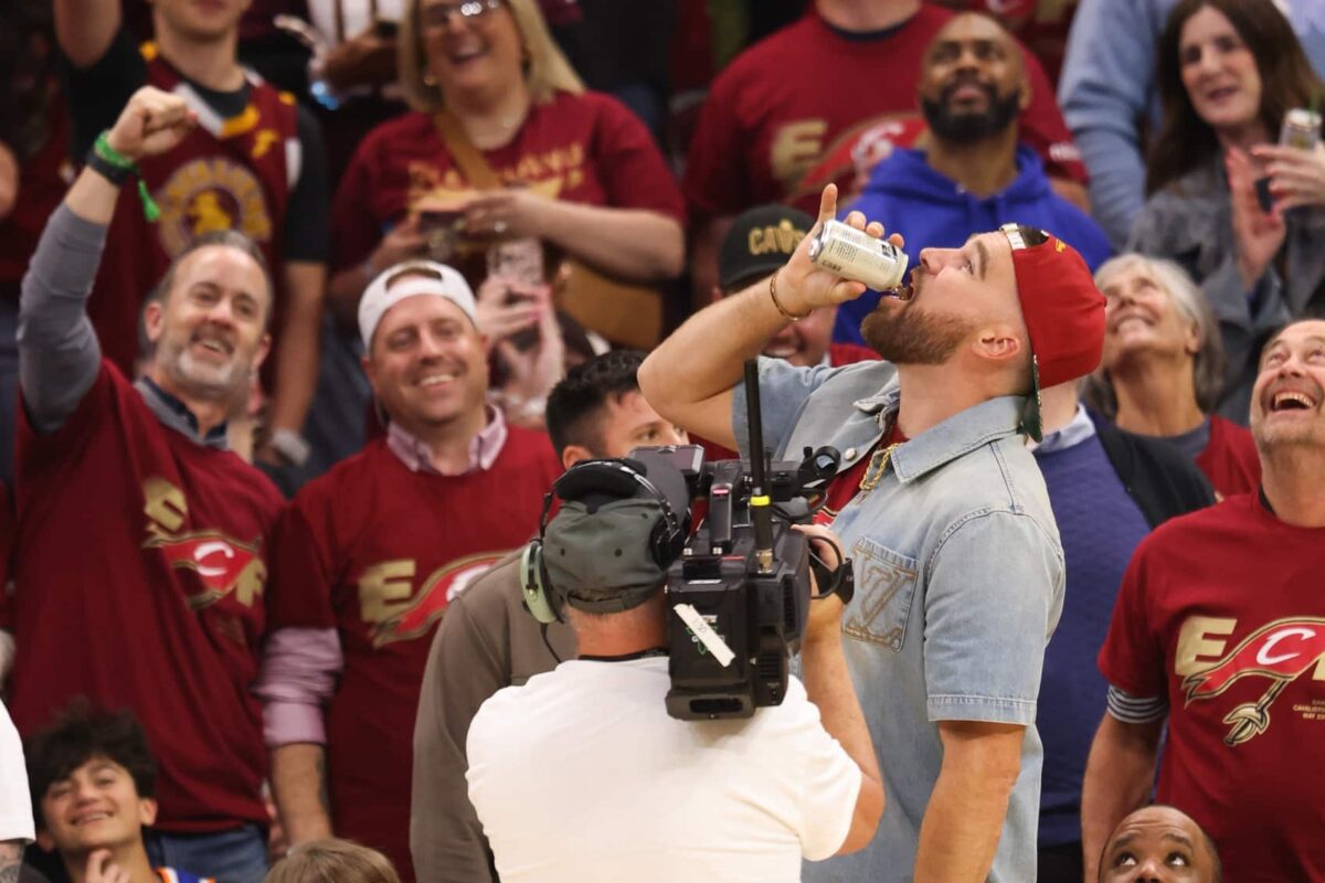“She was so mad” Taylor Swift’s reaction to Travis Kelce chugging beer ...