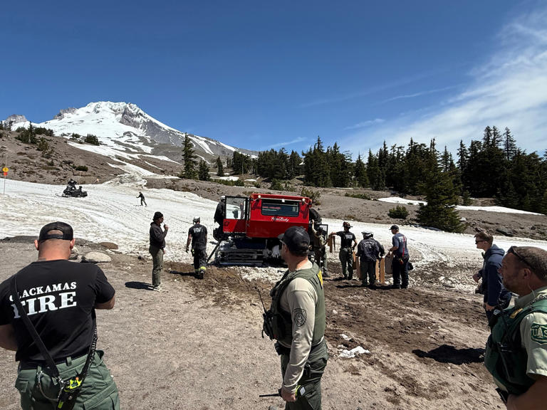 Mt. Hood climber rescued from under fallen boulder near Timberline Lodge