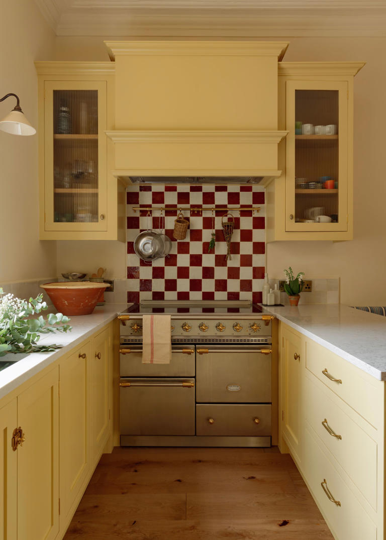 What color to paint your kitchen, according to color psychology — and ...