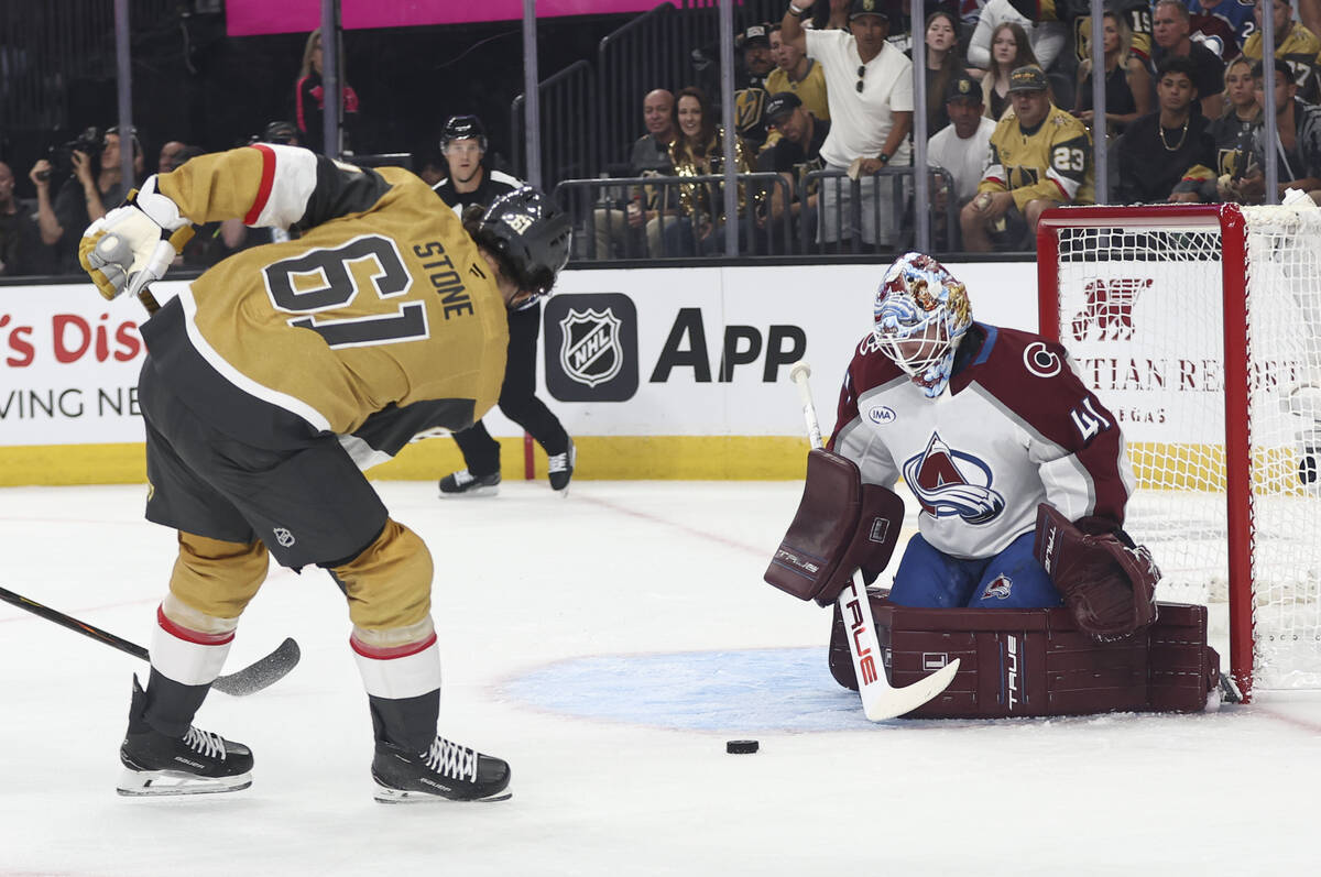 Live blog: Golden Knights rally from 3-goal hole, beat Avalanche in Game 3
