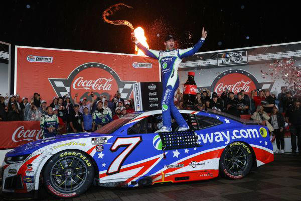 Daniel Suarez wins emotional Coca-Cola 600 as Kyle Busch honored
