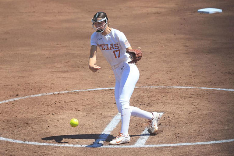 Kavan’s shutout lifts Texas to win over Arizona State, back to WCWS