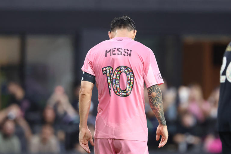 Lionel Messi se dirige directamente al vestuario en el último partido del Inter Miami antes del Mundial.