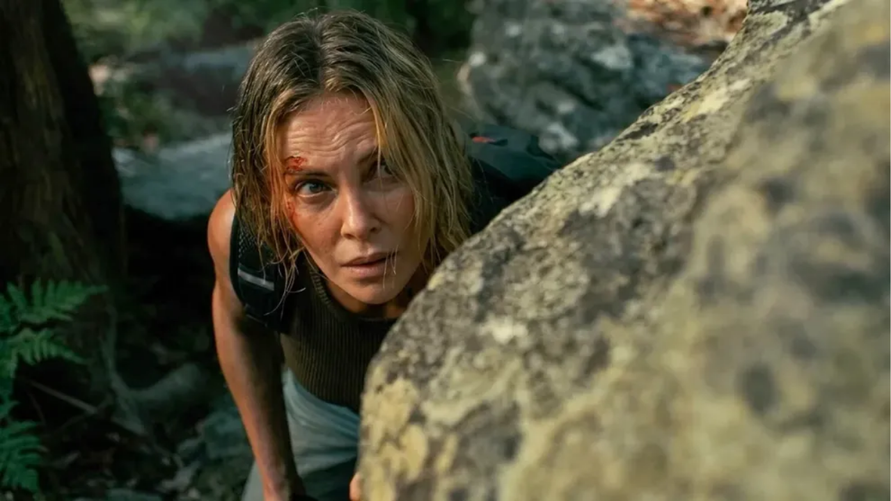 Não consigo andar e sentar no vaso: Charlize Theron não fazia ideia das ...