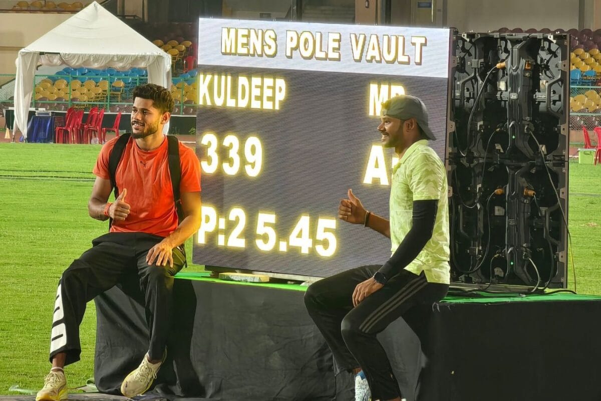 Pole Vault Champions Forced To Plead For E-Rikhshaw To Carry 'Equipment ...