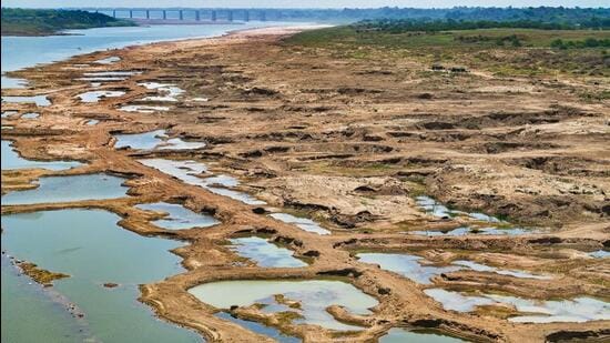 Sandmining lays siege to a sanctuary