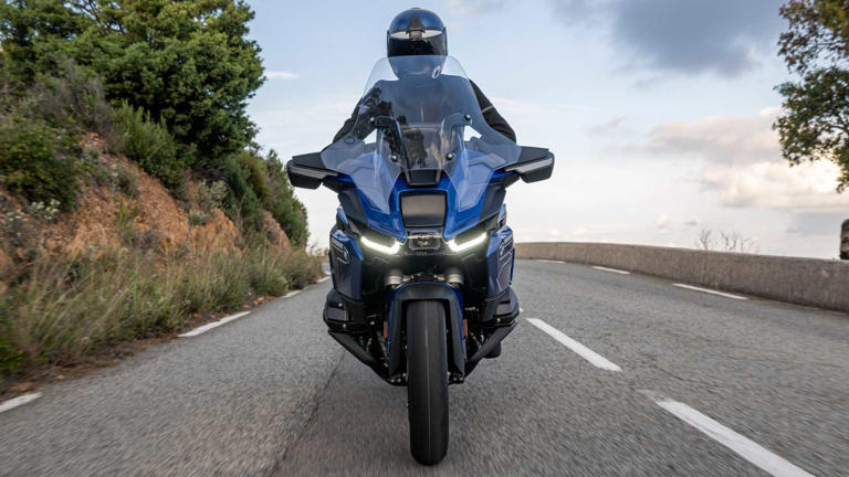 The motorcycle that turns long-distance riding into the easy part