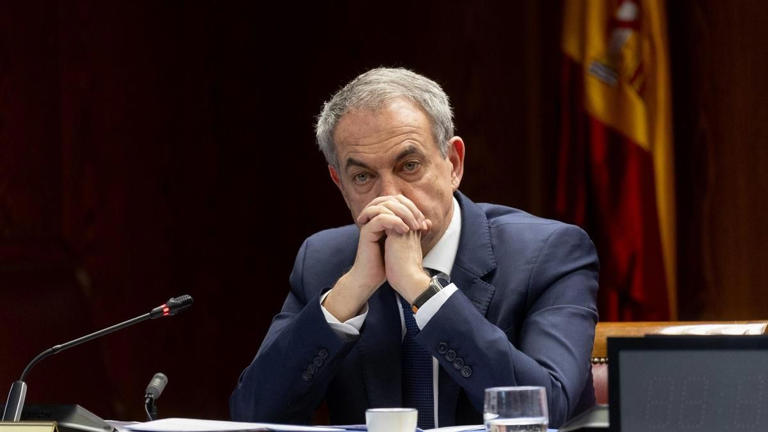Última hora sobre la imputación de Zapatero por el caso Plus Ultra, en ...