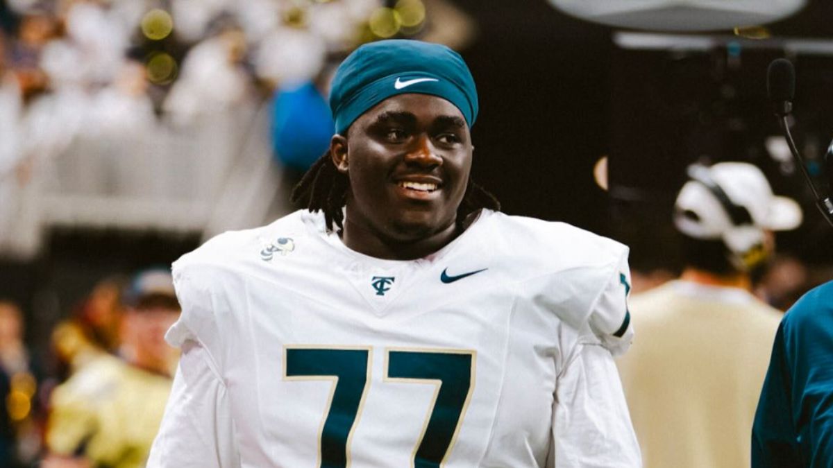 Absolutely heartbreaking: Internet mourns as Tulane-commit Deontavis Cooper  dies at 18