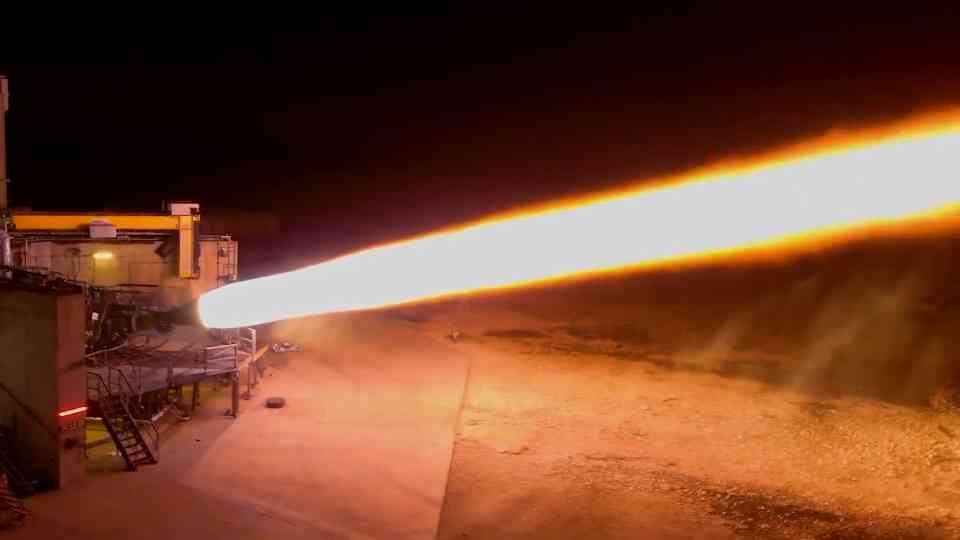 Watch scientists test a revolutionary deep space engine - then ...