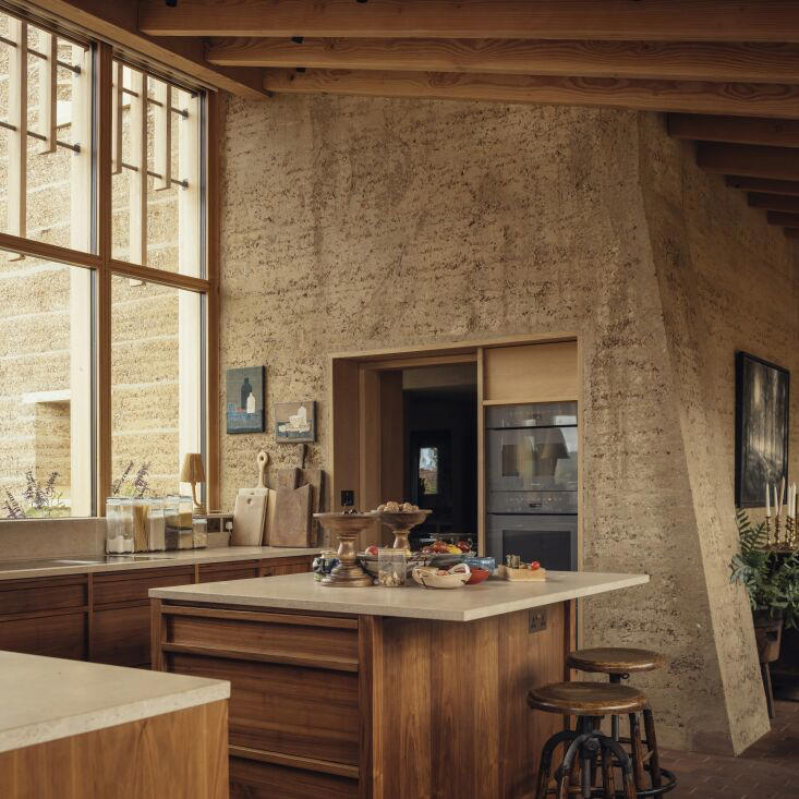 House of the Earth: A rammed-earth country house in Wiltshire by Tuckey ...