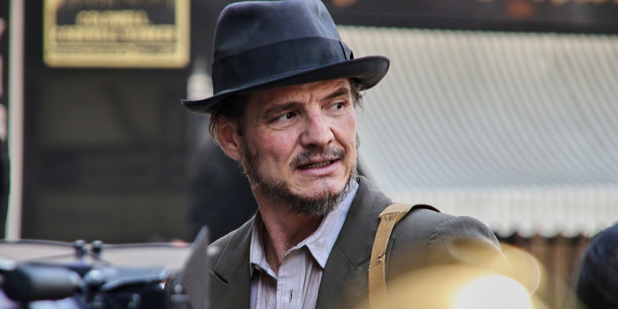 Pedro Pascal has the internet in a tizzy after Stephen Colbert kiss