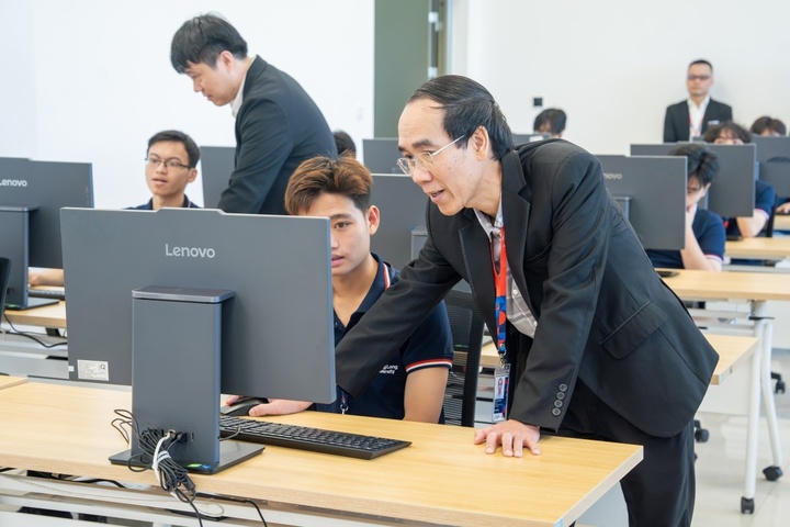 Trường Đại học Thăng Long khai trương AI Lab tại Hòa Lạc