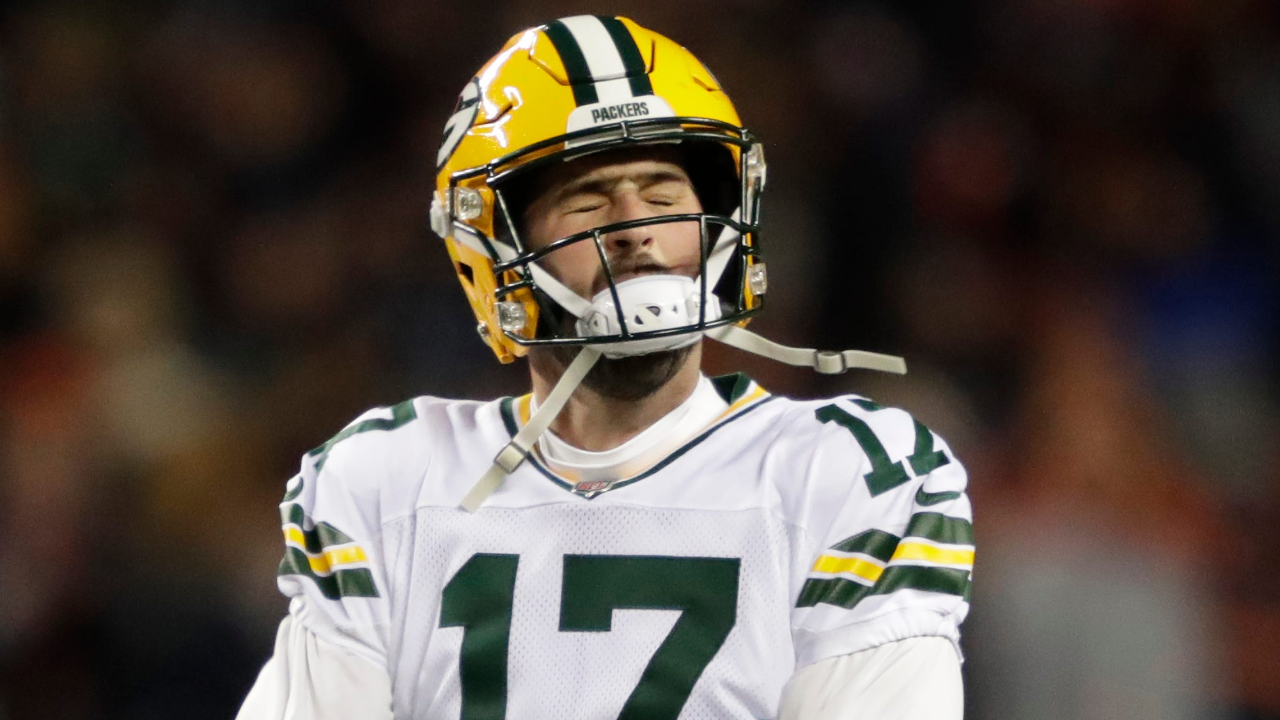 Packers dump 12-year veteran McManus 2 weeks after drafting his replacement