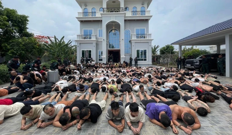 Bộ Ngoại giao thông tin vụ bắt hàng trăm người Việt ở Indonesia và Campuchia