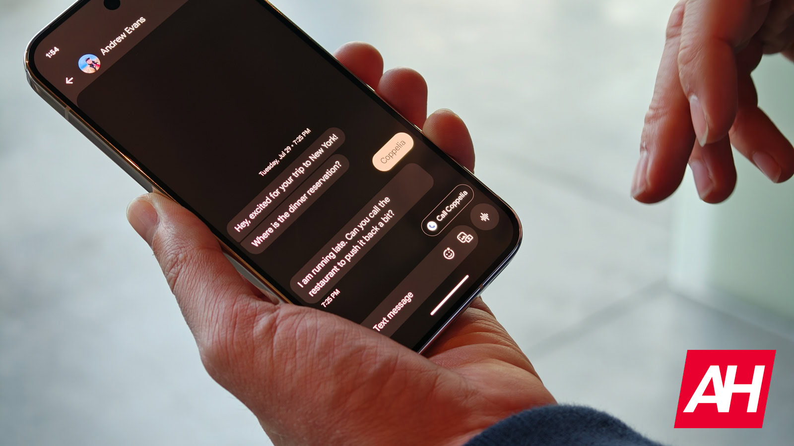 Google's contextual suggestions feature is finally landing on Samsung ...