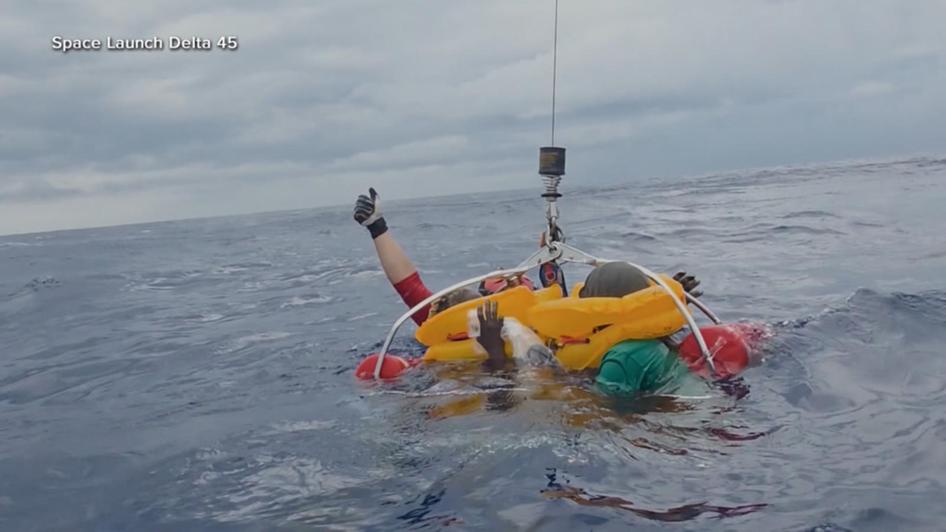 Dramatic ocean rescue after plane crash off Florida coast
