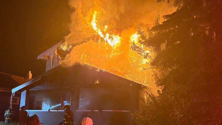 Heavy fire destroys vacant house on Indy's east side