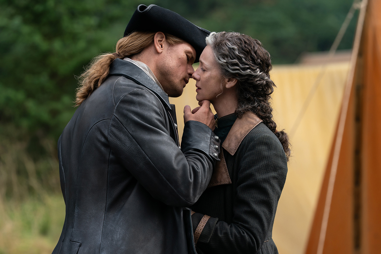 What time does the ‘Outlander’ series finale come out?