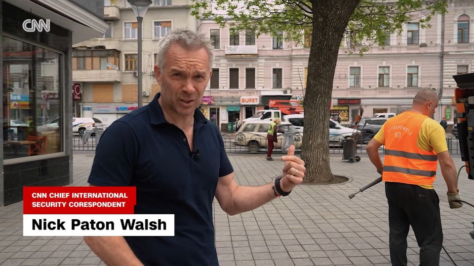 CNN’s Nick Paton Walsh reports from eastern Ukraine on 24 hours of ...