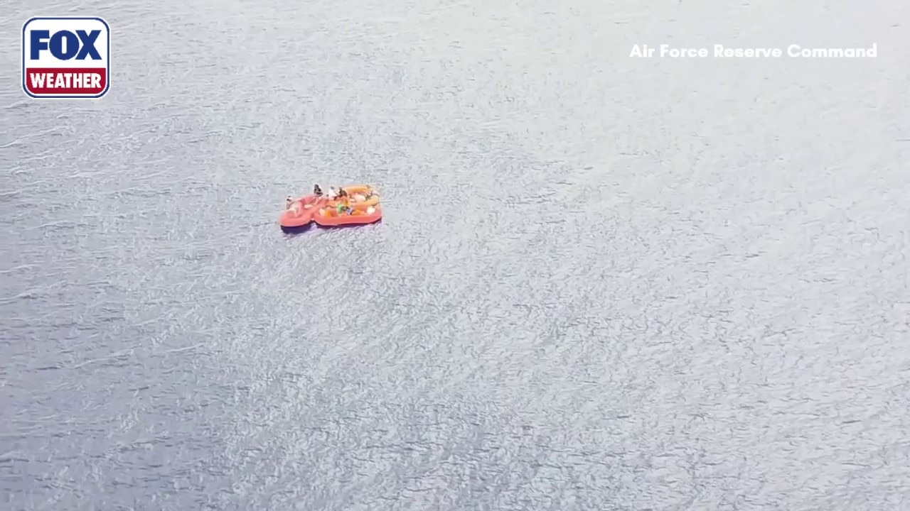 Coast Guard make miraculous rescue of passengers following plane crash ...