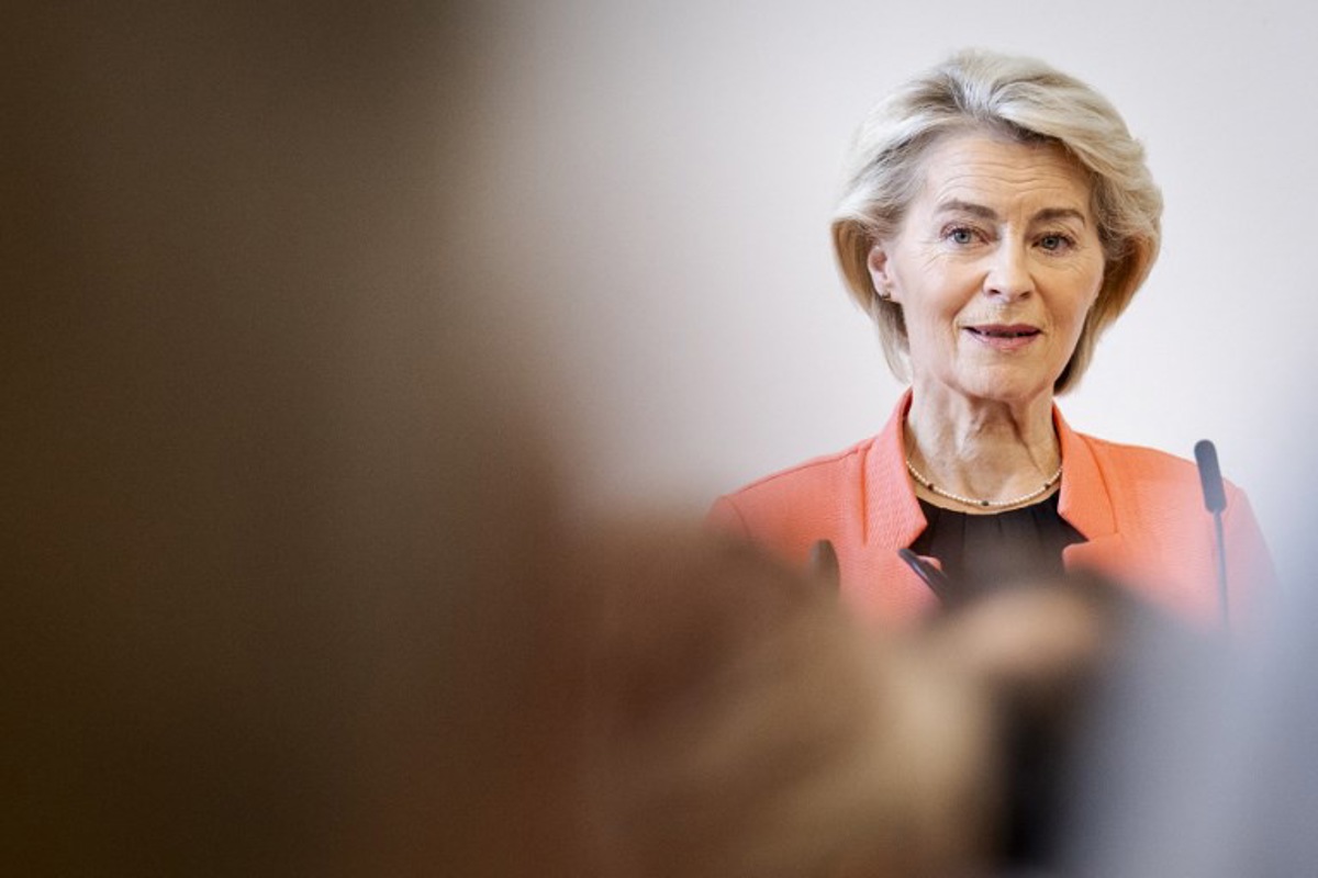Inval Oekraïne - Von der Leyen: Rusland tart diplomatie met aanvallen
