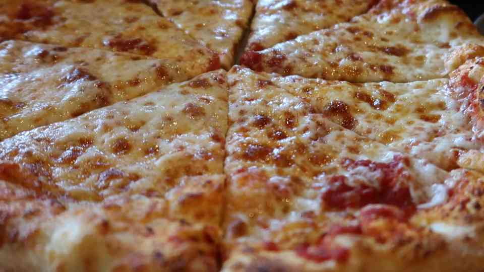 7 whole pizzas in one sitting – then it gets intense