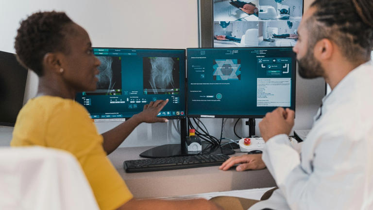 65% of US doctors are quietly using the same AI tool across 27 million ...