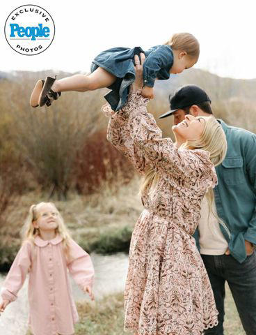 HGTV's Jasmine Roth is pregnant, expecting baby no. 3 with husband ...