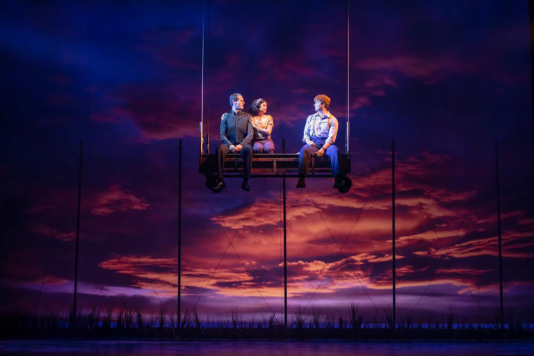 Water for Elephants fills TPAC with music, circus spectacles