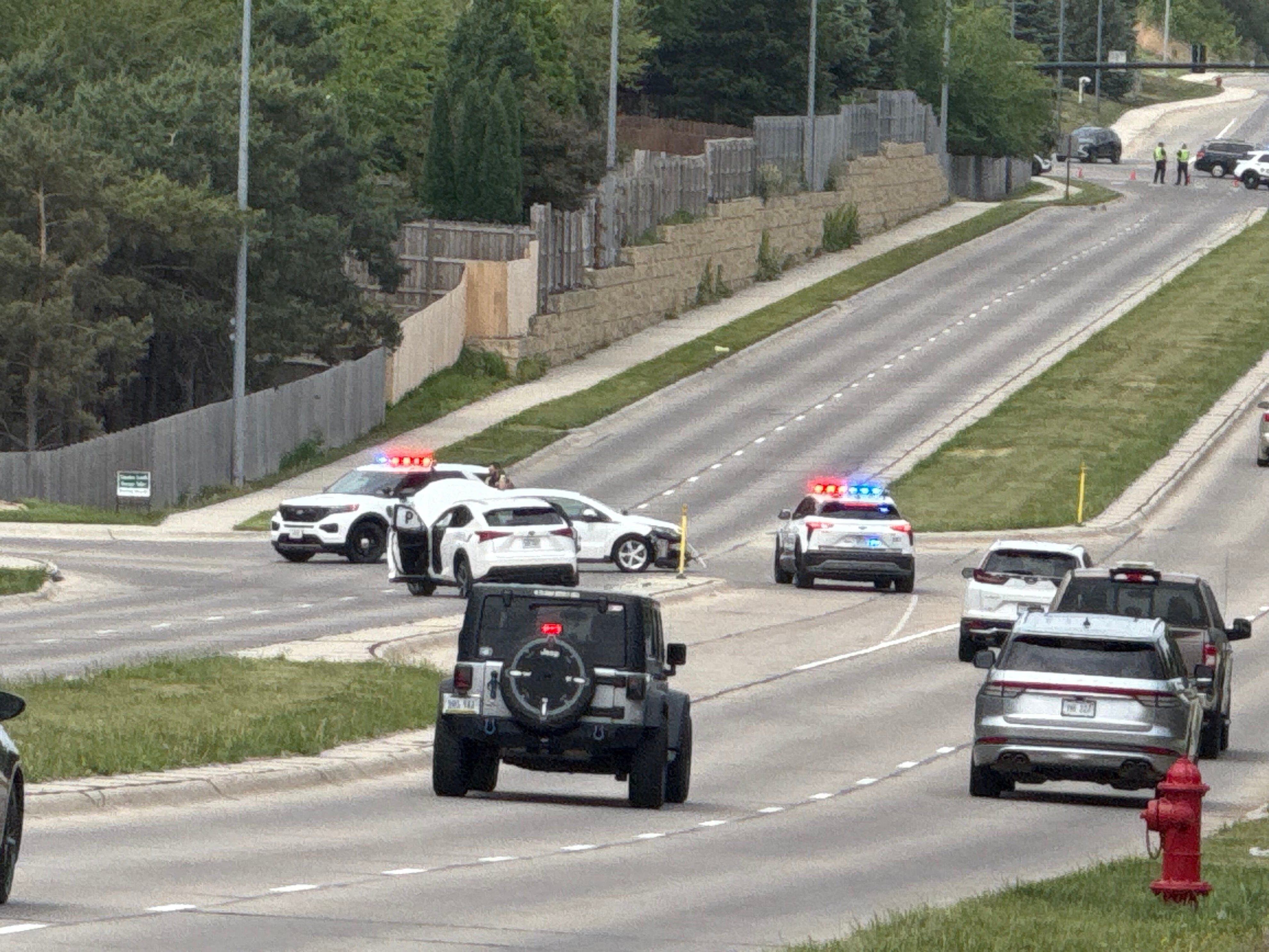 Crash briefly shuts down portion of Old Cheney Road in southeast Lincoln
