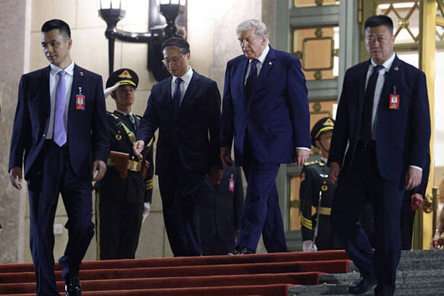 Trump touts China's order for 200 Boeing jetliners; shares fall