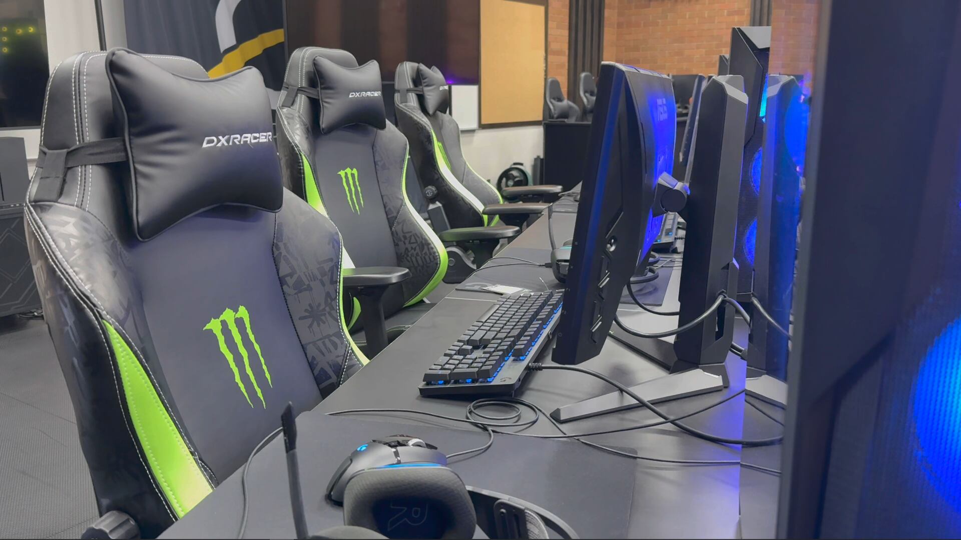 CSI esports program becomes official athletic program with six signees