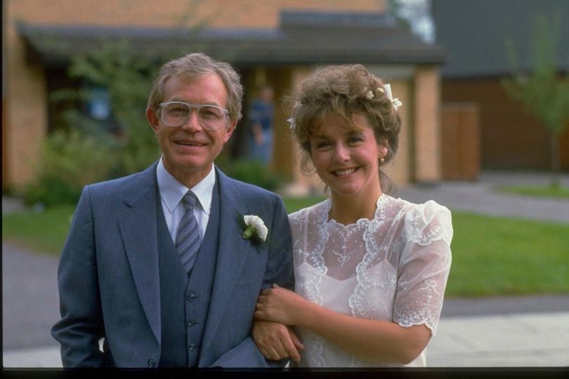 Iconic Coronation Street star Alan Rothwell dies age 89, as family pays ...