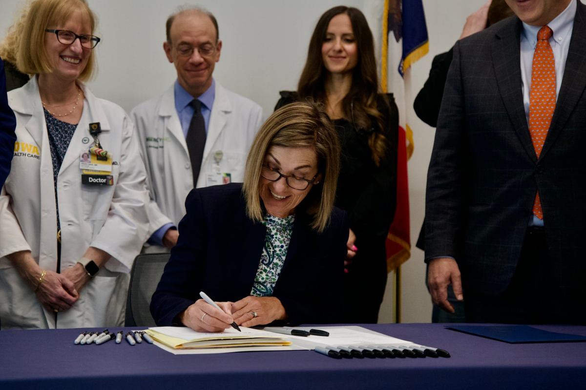 Iowa governor signs bill to make it easier to get cancer screenings